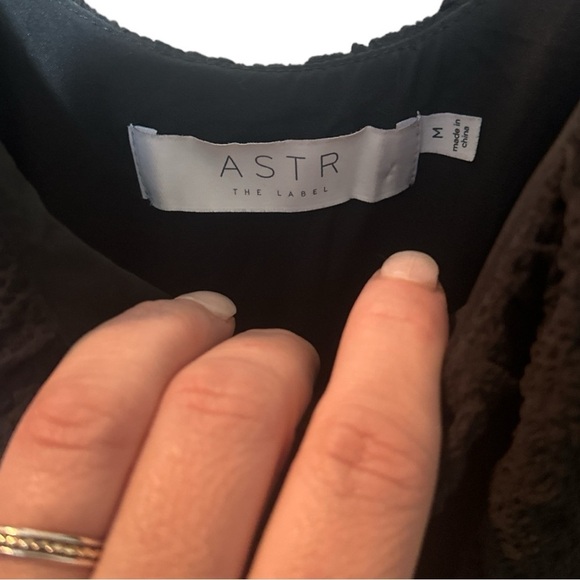 EUC- ASTR the Label - Smocked Tiered Midi Dress - size Medium - Picture 6 of 7